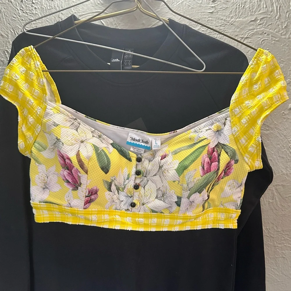 Modcloth Sissone Bikini Cropped Top Retro Yellow Floral - Picture 2 of 10